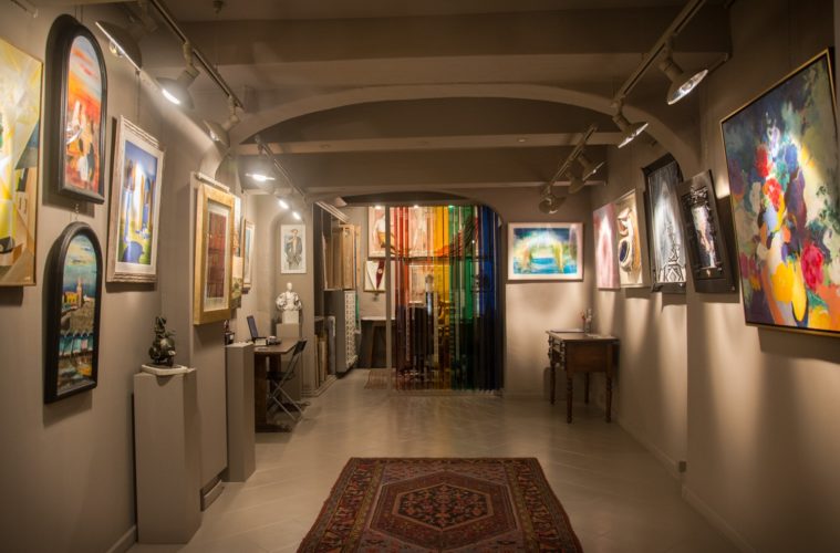 Mentana Art Gallery in Florence